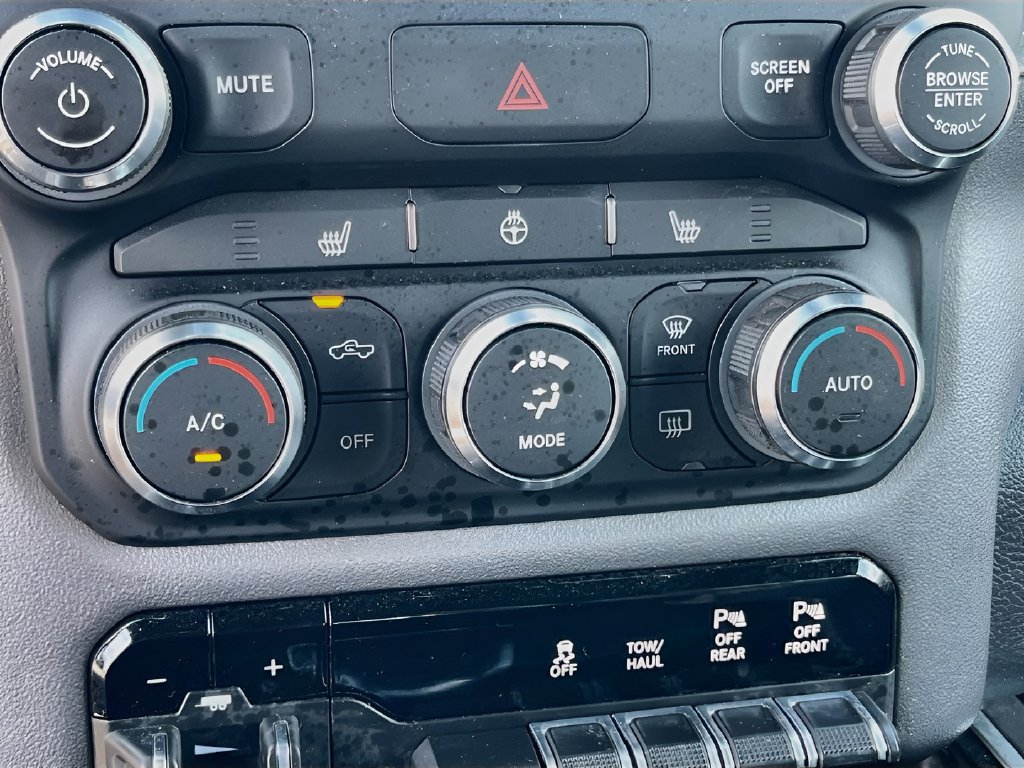 Used 2023 RAM 1500 Big Horn AWD/4WD image 15