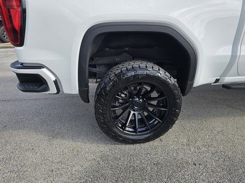 Used 2025 GMC Sierra 1500 AT4 w/ AT4 Premium Package image 14