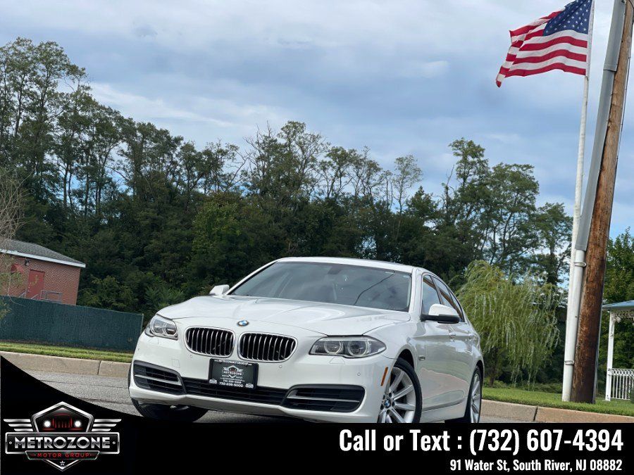 Used 2014 BMW 535i xDrive Sedan AWD/4WD image 1