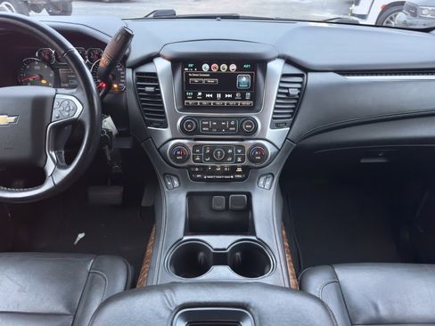 Used 2019 Chevrolet Tahoe LT image 12
