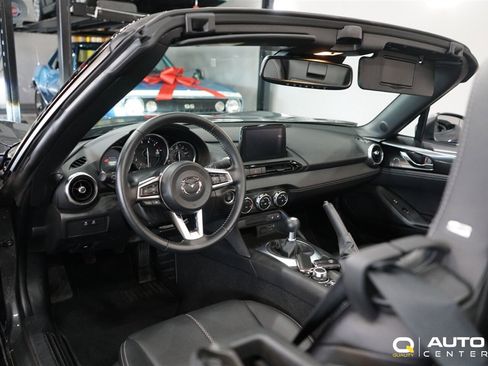 Used 2021 MAZDA MX-5 Miata Grand Touring image 16