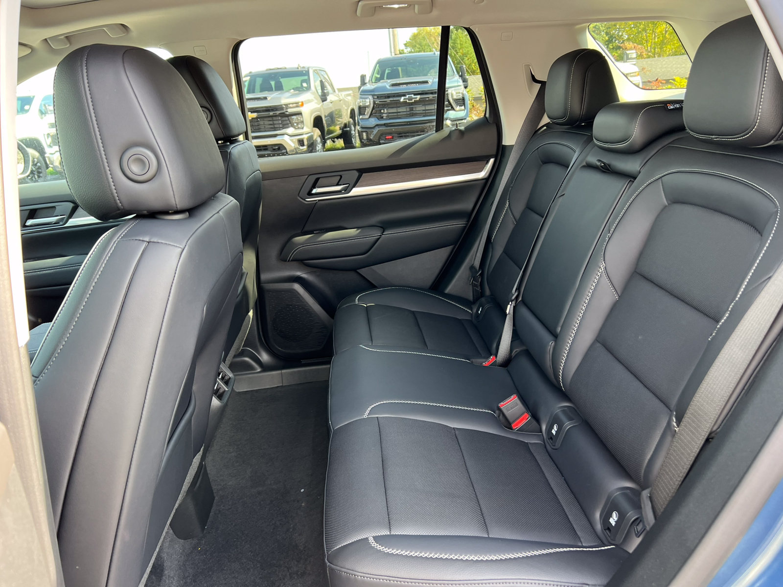New 2027 GMC Terrain Denali AWD/4WD image 4