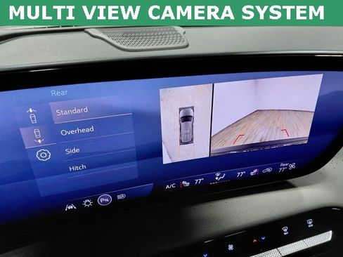 Used 2025 Buick Enclave Avenir w/ Super Cruise Package image 11