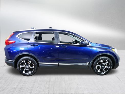 Used 2017 Honda CR-V Touring image 8