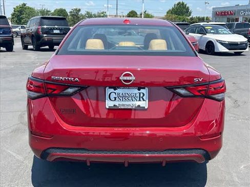 Certified 2024 Nissan Sentra SV w/ SV Premium Package FWD image 4