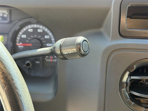 Used 2013 Ford E-350 and Econoline 350 Super Duty image 19