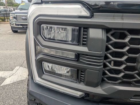 Used 2024 Ford F250 Lariat w/ Lariat Ultimate Package AWD/4WD image 10