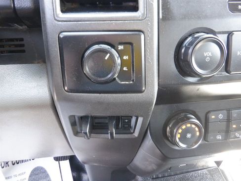 Used 2021 Ford F350 XL w/ Power Equipment Group image 17