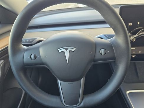 Used 2021 Tesla Model 3 Standard Range Plus image 21