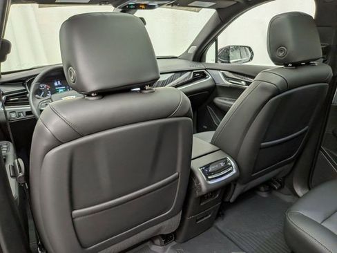 Certified 2024 Cadillac XT6 Premium Luxury w/ LPO, Floor Liner Package AWD/4WD image 21