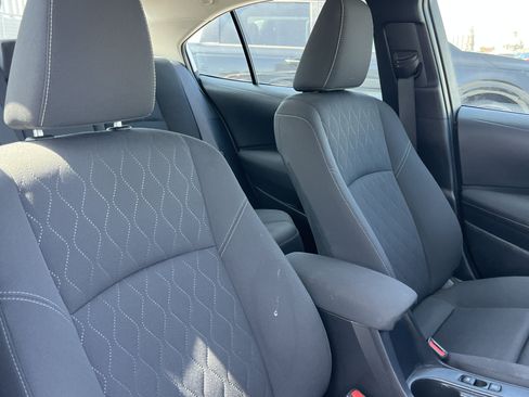 Used 2024 Toyota Corolla LE FWD image 17