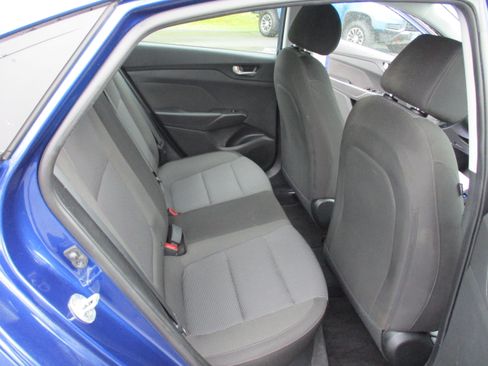Used 2021 Hyundai Accent SE FWD image 13