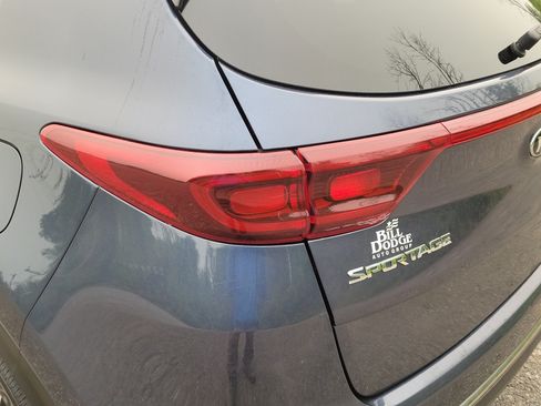 Used 2020 Kia Sportage LX AWD/4WD image 11