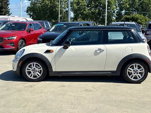 Used 2013 MINI Cooper Hardtop image 6