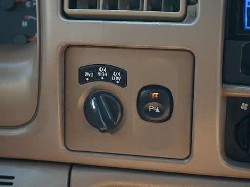 Used 2003 Ford F350 King Ranch AWD/4WD image 20