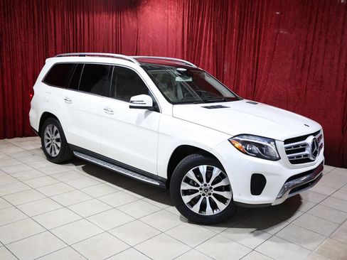 Used 2019 Mercedes-Benz GLS 450 4MATIC image 2