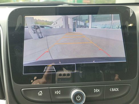 New 2025 Chevrolet Malibu LS image 14