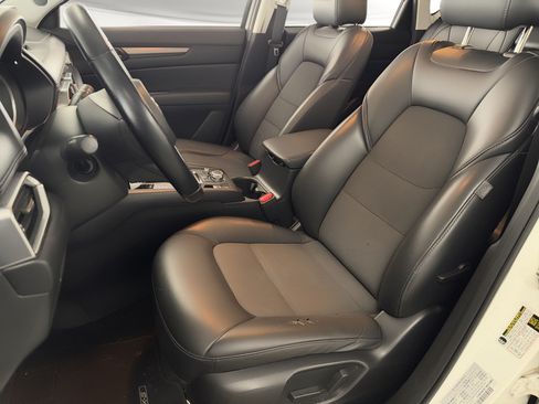Used 2018 MAZDA CX-5 Touring w/ Preferred Equipment Package FWD image 5