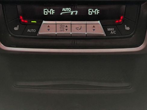 Used 2022 BMW X5 xDrive45e w/ Executive Package AWD/4WD image 23