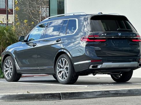 New 2026 BMW X7 xDrive40i w/ Premium Package image 5