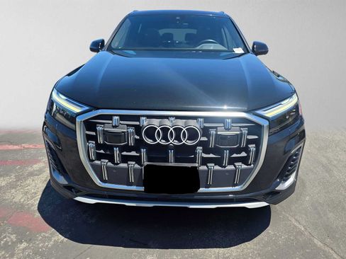 Used 2025 Audi Q7 3.0T Premium Plus AWD/4WD image 8