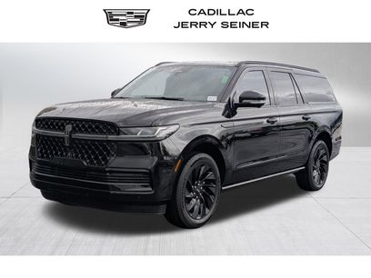 Used 2026 Lincoln Navigator L Reserve w/ Jet Appearance Package