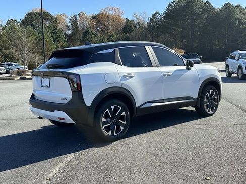 New 2026 Nissan Kicks SV w/ SV Premium Package AWD/4WD image 9