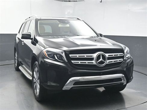 Used 2019 Mercedes-Benz GLS 450 4MATIC image 2