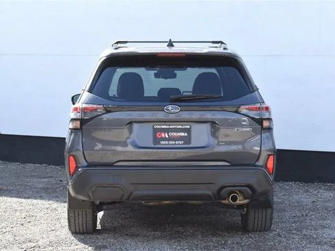 Used 2025 Subaru Forester Touring w/ Popular Package - Touring AWD/4WD image 4