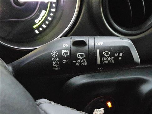 Used 2023 Jeep Wrangler Unlimited w/ Convenience Group AWD/4WD image 23