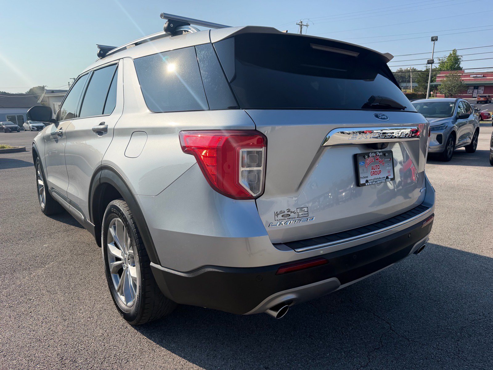 Used 2022 Ford Explorer Limited AWD/4WD image 11