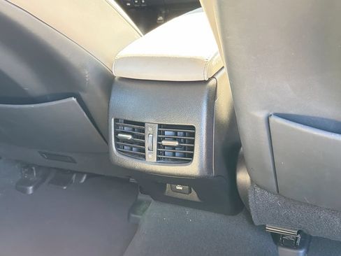 Used 2017 Lexus ES 350 w/ Luxury Package FWD image 18