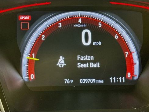 Certified 2018 Honda Civic Type R image 5