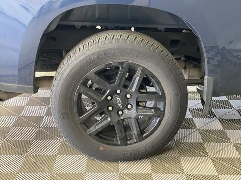 Used 2022 Chevrolet Silverado 1500 Custom image 18