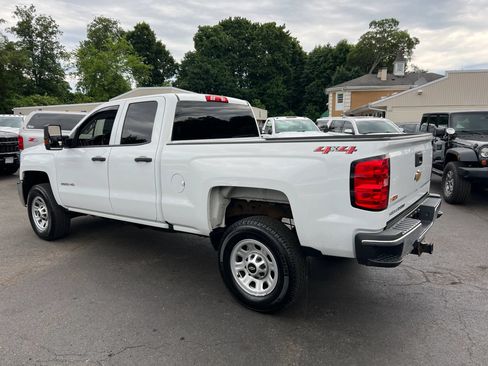 Used 2019 Chevrolet Silverado 2500 W/T AWD/4WD image 3