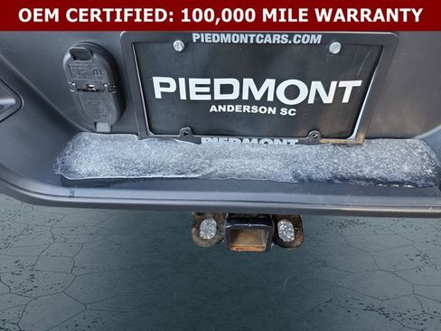 Certified 2025 Jeep Gladiator Sport AWD/4WD image 16