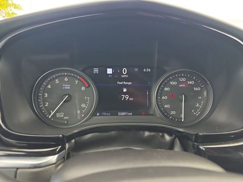 Used 2023 Cadillac XT6 Premium Luxury w/ Technology Package AWD/4WD image 15