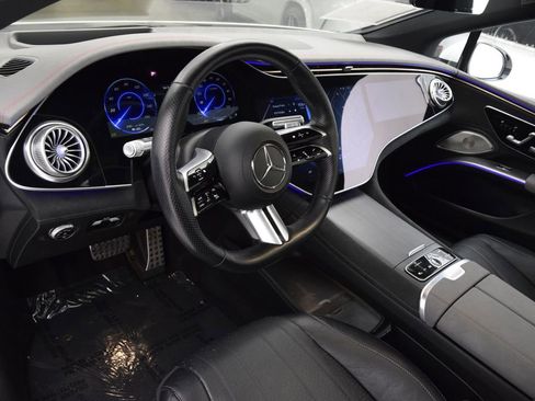 Certified 2023 Mercedes-Benz EQS 580 4MATIC Sedan image 21