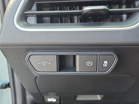 New 2025 Kia K4 LXS image 30