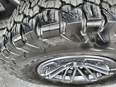 Used 2023 Ford F150 Raptor image 13