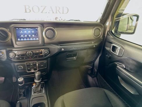 Used 2021 Jeep Wrangler Unlimited Sport image 26