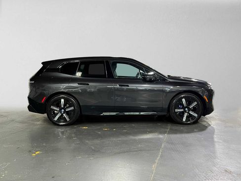 Used 2024 BMW iX xDrive50 w/ Sport Package AWD/4WD image 2