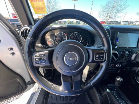 Used 2011 Jeep Wrangler Unlimited Sport image 32