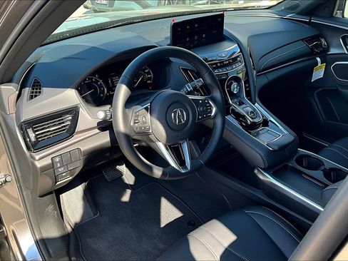 New 2025 Acura RDX SH-AWD image 18