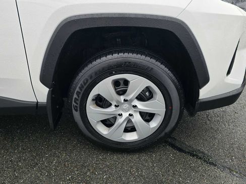 Certified 2025 Toyota RAV4 LE image 9