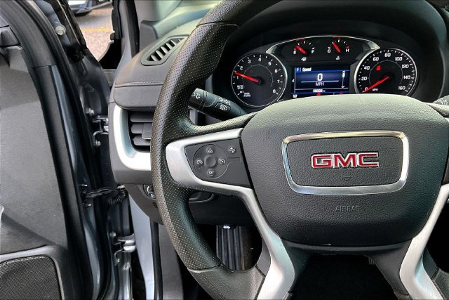 Used 2024 GMC Terrain SLE w/ Driver Convenience Package AWD/4WD image 11