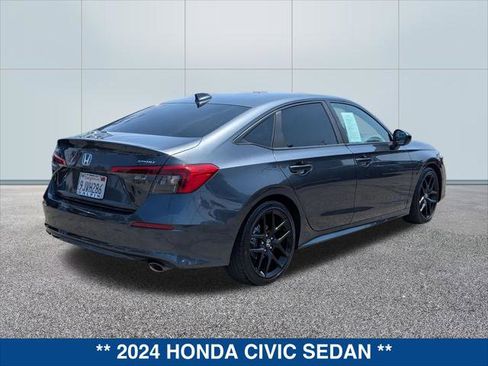 Used 2024 Honda Civic Sport image 5
