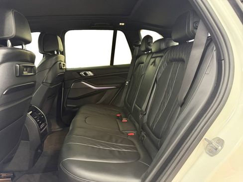 Used 2019 BMW X5 xDrive40i w/ Luxury Seating Package AWD/4WD image 16
