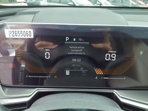 Used 2025 Kia Sorento S image 18