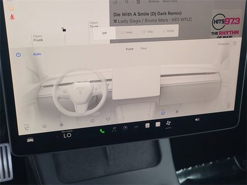 Used 2023 Tesla Model Y Long Range image 31